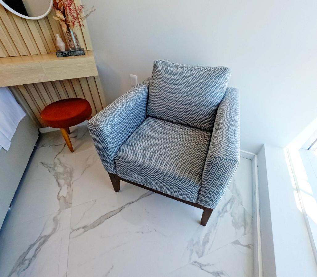 Apartamento Flat Beira Mar Localizado No Radisson