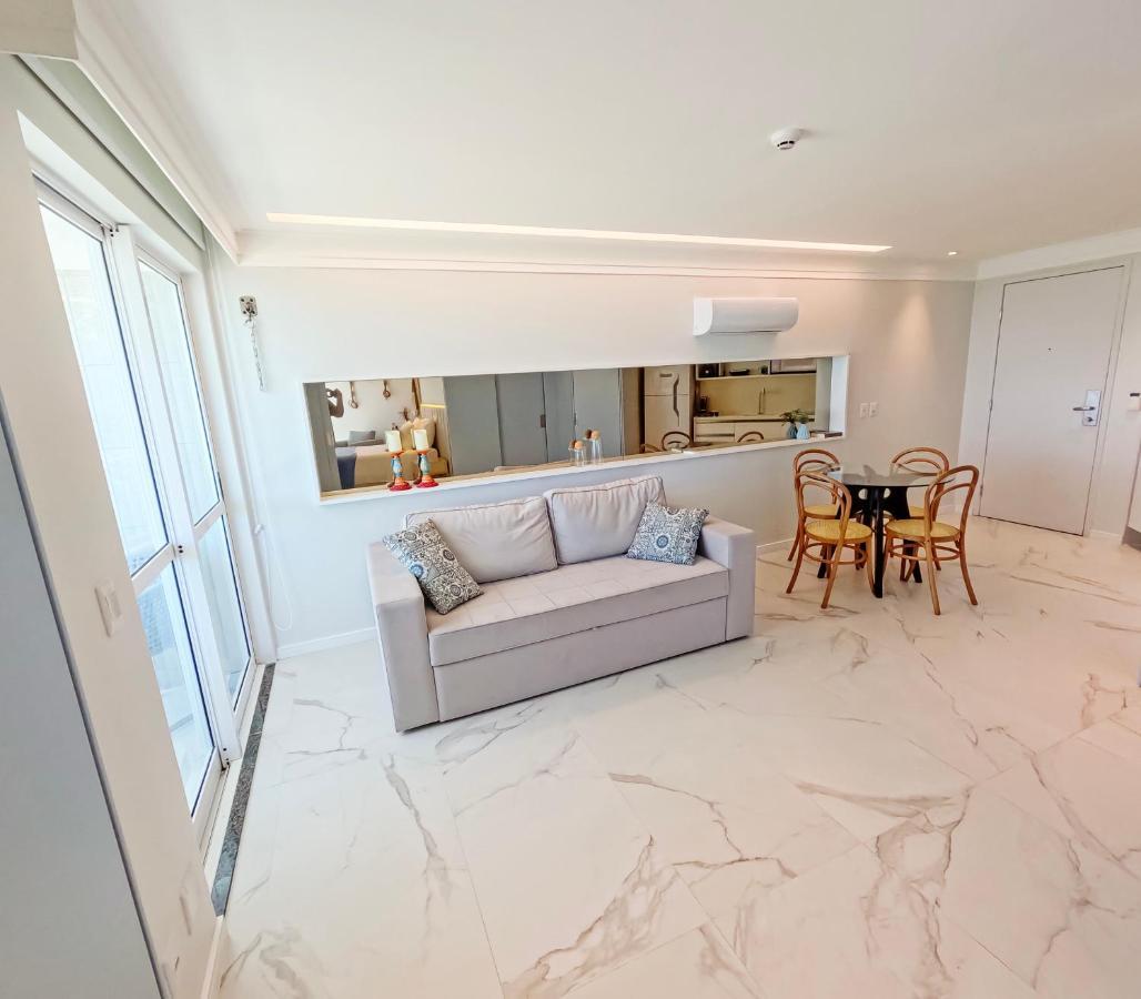 Flat Beira Mar Localizado No Radisson Recife