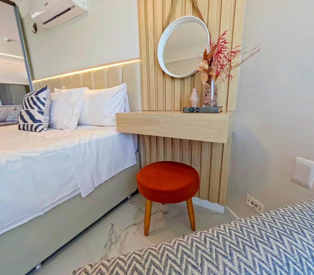 Apartamento Flat Beira Mar Localizado No Radisson Recife