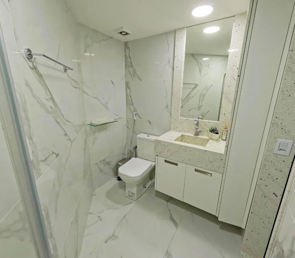 Flat Beira Mar Localizado No Radisson Apartamento